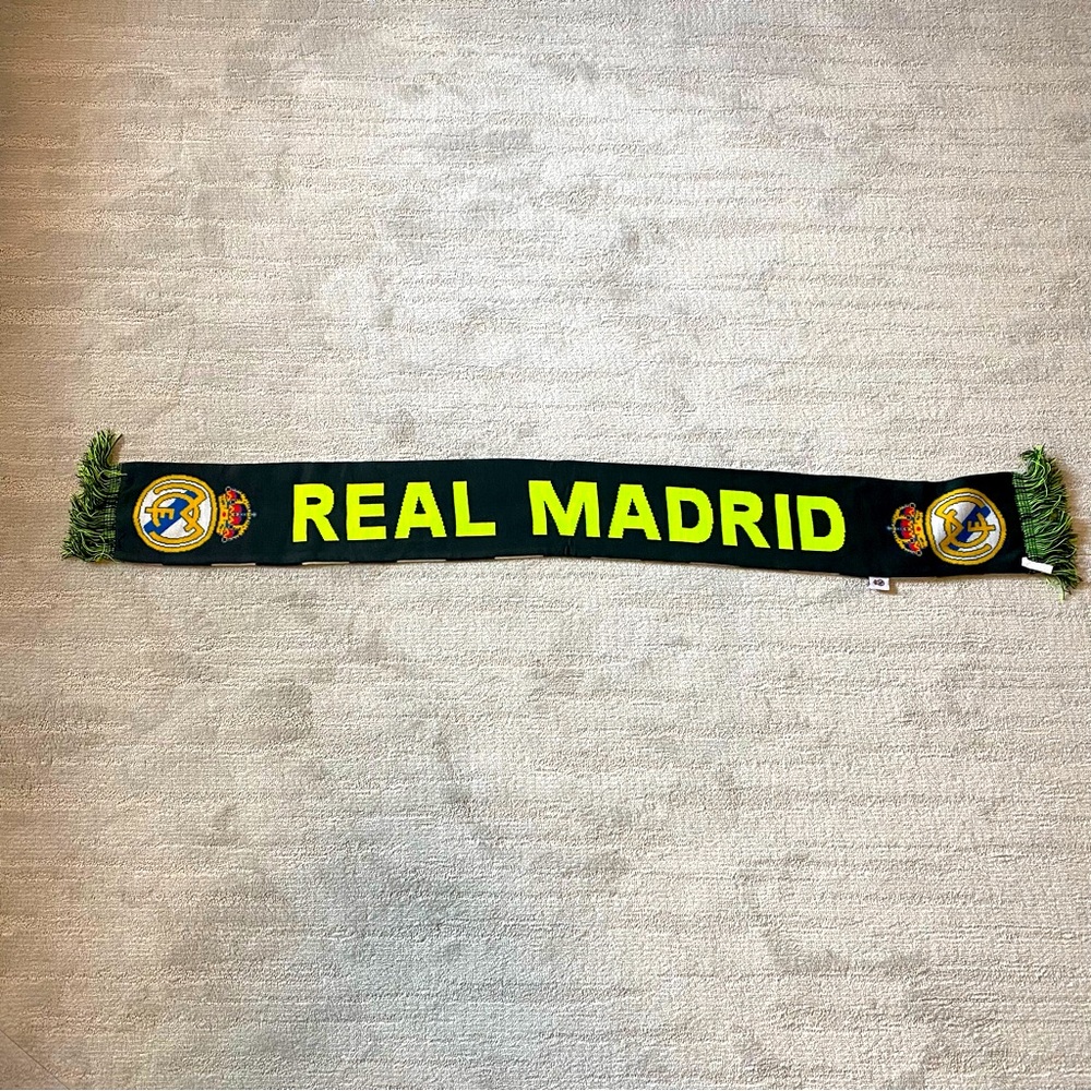 Real Madrid Scarf - AUTHENTIC